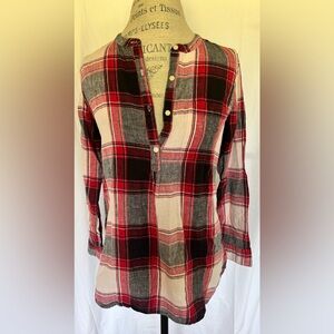 Old Navy Women’s Linen Tunic Blouse in Red/Black Plaid Sz S